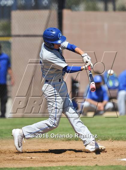 Thumbnail 2 in San Diego vs Calexico (66th Annual Lions Tournament 4A Semifinal) photogallery.