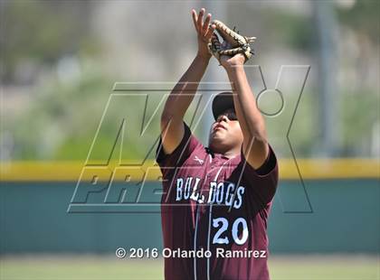 Thumbnail 3 in San Diego vs Calexico (66th Annual Lions Tournament 4A Semifinal) photogallery.