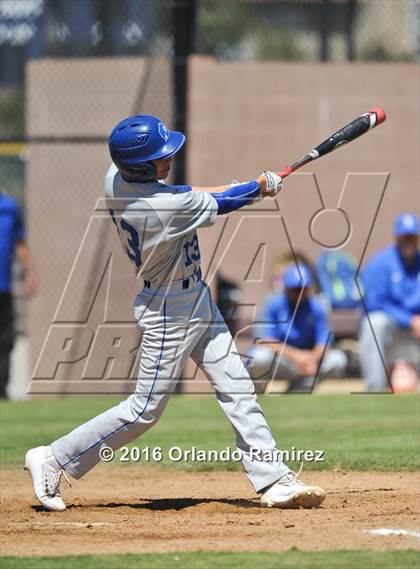 Thumbnail 3 in San Diego vs Calexico (66th Annual Lions Tournament 4A Semifinal) photogallery.