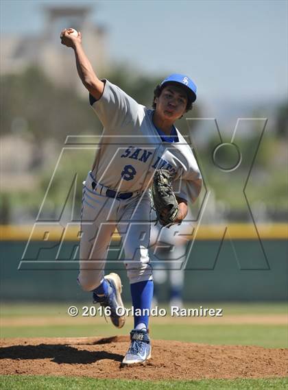 Thumbnail 3 in San Diego vs Calexico (66th Annual Lions Tournament 4A Semifinal) photogallery.