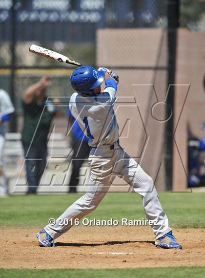 Thumbnail 1 in San Diego vs Calexico (66th Annual Lions Tournament 4A Semifinal) photogallery.