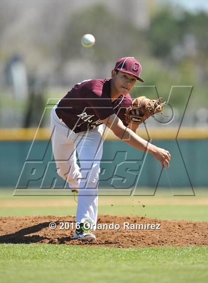 Thumbnail 2 in San Diego vs Calexico (66th Annual Lions Tournament 4A Semifinal) photogallery.