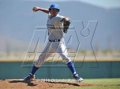 Thumbnail 3 in San Diego vs Calexico (66th Annual Lions Tournament 4A Semifinal) photogallery.