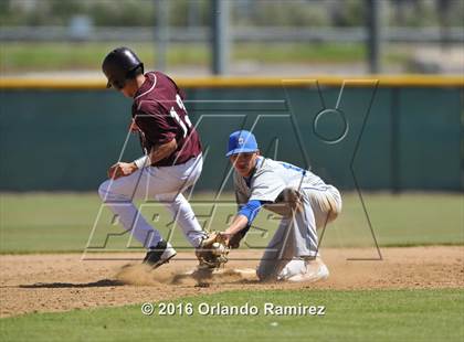 Thumbnail 2 in San Diego vs Calexico (66th Annual Lions Tournament 4A Semifinal) photogallery.