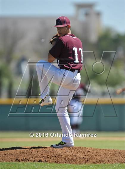 Thumbnail 1 in San Diego vs Calexico (66th Annual Lions Tournament 4A Semifinal) photogallery.