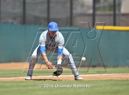 Thumbnail 3 in San Diego vs Calexico (66th Annual Lions Tournament 4A Semifinal) photogallery.