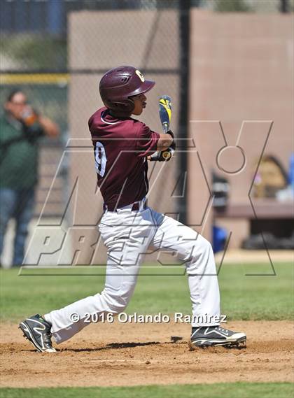 Thumbnail 2 in San Diego vs Calexico (66th Annual Lions Tournament 4A Semifinal) photogallery.