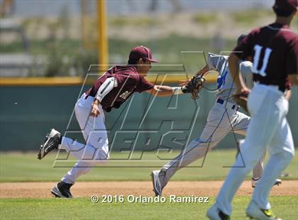 Thumbnail 3 in San Diego vs Calexico (66th Annual Lions Tournament 4A Semifinal) photogallery.