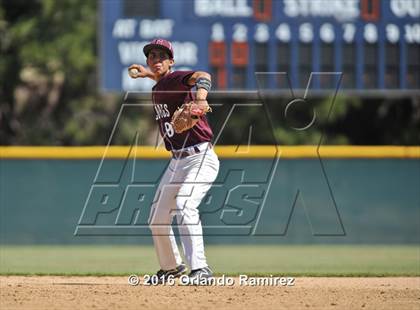 Thumbnail 2 in San Diego vs Calexico (66th Annual Lions Tournament 4A Semifinal) photogallery.