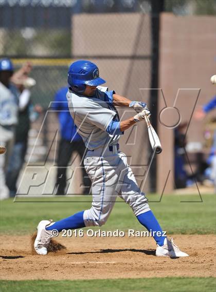 Thumbnail 3 in San Diego vs Calexico (66th Annual Lions Tournament 4A Semifinal) photogallery.