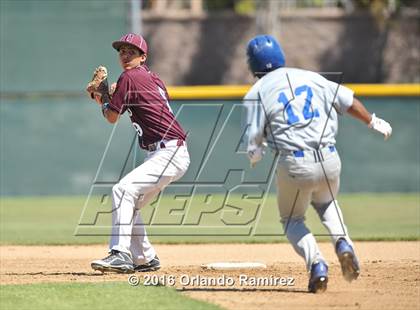Thumbnail 2 in San Diego vs Calexico (66th Annual Lions Tournament 4A Semifinal) photogallery.