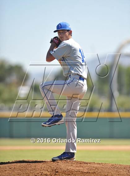 Thumbnail 3 in San Diego vs Calexico (66th Annual Lions Tournament 4A Semifinal) photogallery.