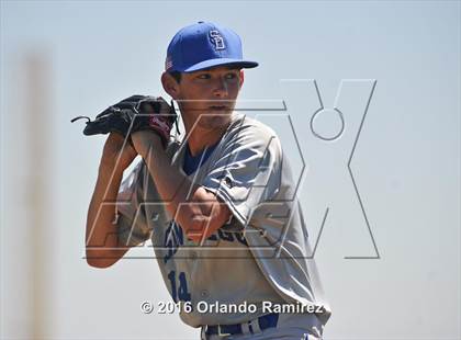 Thumbnail 3 in San Diego vs Calexico (66th Annual Lions Tournament 4A Semifinal) photogallery.