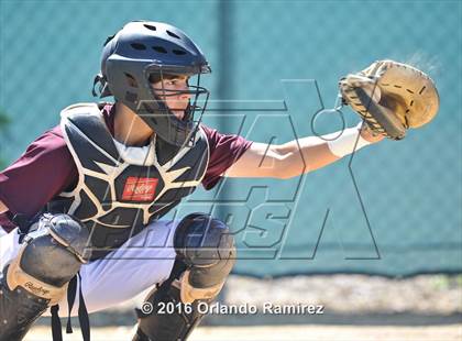 Thumbnail 2 in San Diego vs Calexico (66th Annual Lions Tournament 4A Semifinal) photogallery.