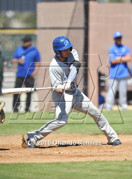 Thumbnail 2 in San Diego vs Calexico (66th Annual Lions Tournament 4A Semifinal) photogallery.