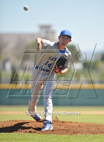 Thumbnail 2 in San Diego vs Calexico (66th Annual Lions Tournament 4A Semifinal) photogallery.