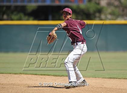 Thumbnail 3 in San Diego vs Calexico (66th Annual Lions Tournament 4A Semifinal) photogallery.