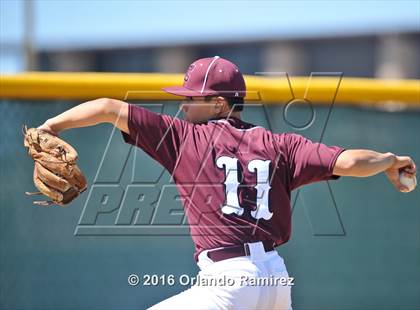 Thumbnail 2 in San Diego vs Calexico (66th Annual Lions Tournament 4A Semifinal) photogallery.