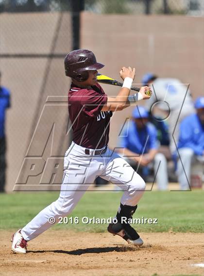 Thumbnail 3 in San Diego vs Calexico (66th Annual Lions Tournament 4A Semifinal) photogallery.