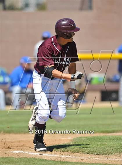 Thumbnail 3 in San Diego vs Calexico (66th Annual Lions Tournament 4A Semifinal) photogallery.