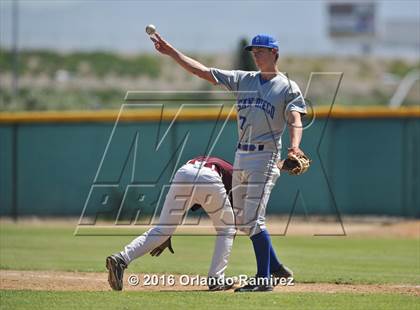 Thumbnail 3 in San Diego vs Calexico (66th Annual Lions Tournament 4A Semifinal) photogallery.