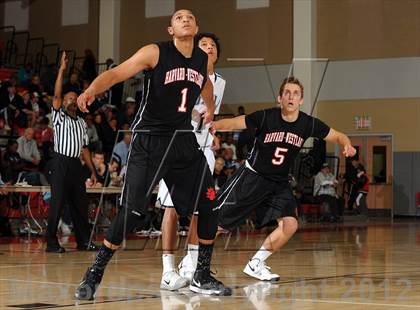 Thumbnail 3 in Harvard-Westlake vs. Loyola (MaxPreps Holiday Classic) photogallery.