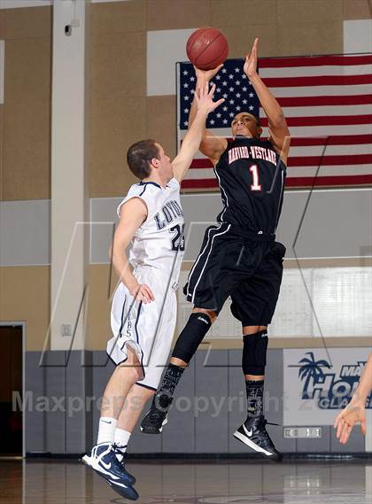 Thumbnail 3 in Harvard-Westlake vs. Loyola (MaxPreps Holiday Classic) photogallery.