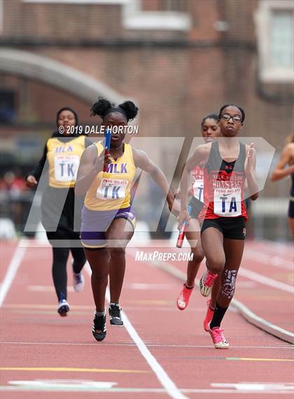 Thumbnail 1 in Penn Relays (Girls 4 x 100) photogallery.