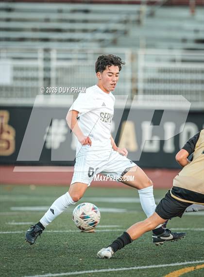 Thumbnail 3 in FR: Servite @ JSerra Catholic photogallery.