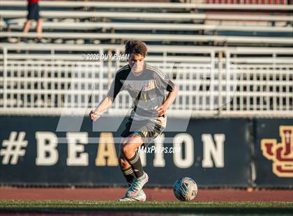 Thumbnail 3 in FR: Servite @ JSerra Catholic photogallery.