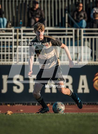 Thumbnail 3 in FR: Servite @ JSerra Catholic photogallery.