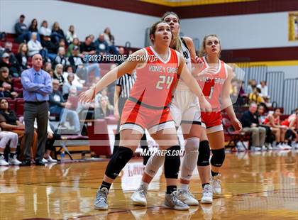Thumbnail 2 in Lindsay vs. Honey Grove (UIL 2A Bi-District Playoff) photogallery.