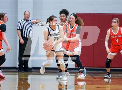 Thumbnail 3 in Lindsay vs. Honey Grove (UIL 2A Bi-District Playoff) photogallery.