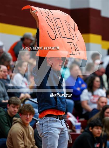 Thumbnail 1 in Lindsay vs. Honey Grove (UIL 2A Bi-District Playoff) photogallery.