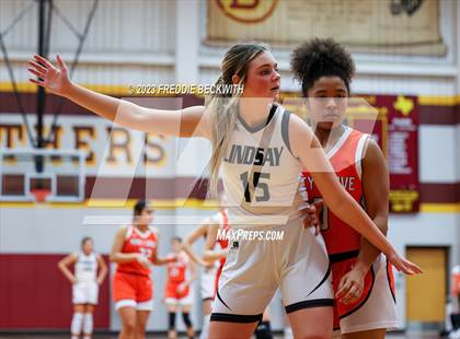 Thumbnail 2 in Lindsay vs. Honey Grove (UIL 2A Bi-District Playoff) photogallery.