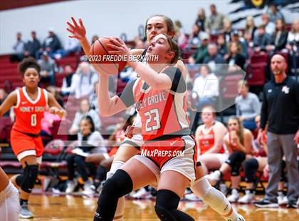 Thumbnail 1 in Lindsay vs. Honey Grove (UIL 2A Bi-District Playoff) photogallery.