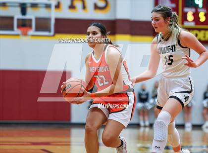 Thumbnail 2 in Lindsay vs. Honey Grove (UIL 2A Bi-District Playoff) photogallery.