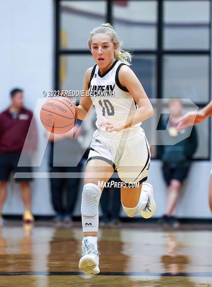 Thumbnail 3 in Lindsay vs. Honey Grove (UIL 2A Bi-District Playoff) photogallery.