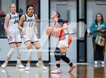 Thumbnail 3 in Lindsay vs. Honey Grove (UIL 2A Bi-District Playoff) photogallery.