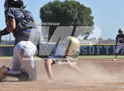 Thumbnail 3 in La Habra @ Sonora photogallery.