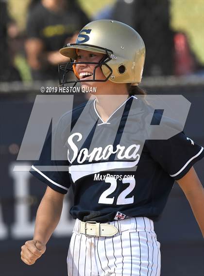 Thumbnail 1 in La Habra @ Sonora photogallery.