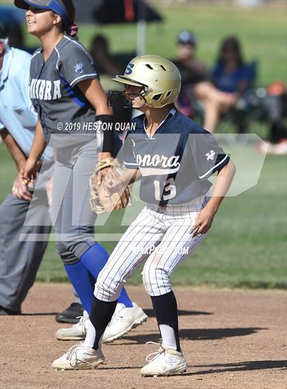 Thumbnail 1 in La Habra @ Sonora photogallery.