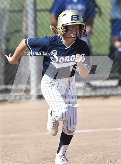 Thumbnail 3 in La Habra @ Sonora photogallery.