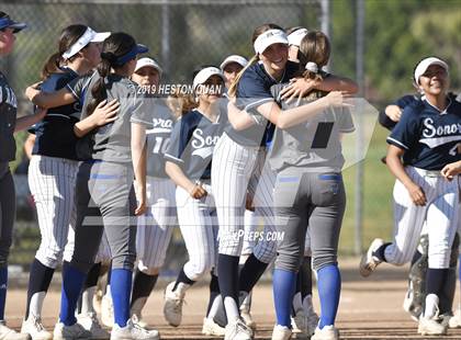 Thumbnail 1 in La Habra @ Sonora photogallery.