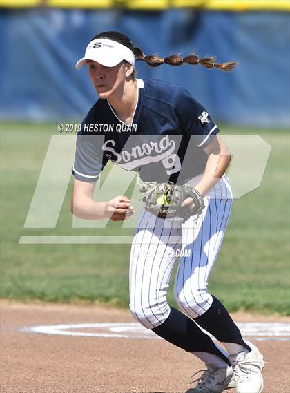 Thumbnail 3 in La Habra @ Sonora photogallery.