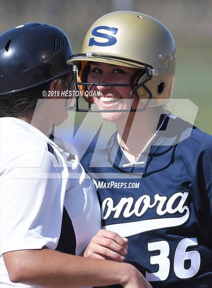 Thumbnail 3 in La Habra @ Sonora photogallery.