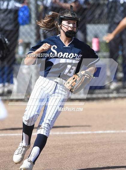 Thumbnail 3 in La Habra @ Sonora photogallery.