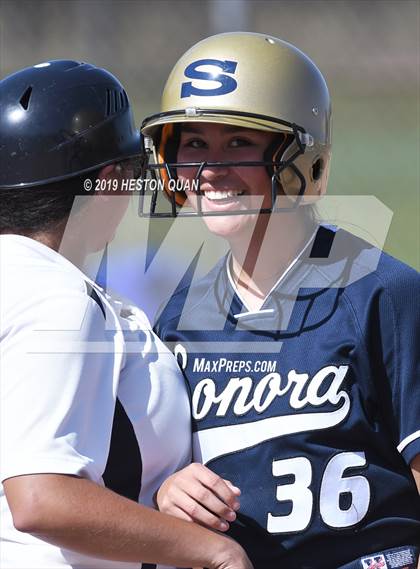 Thumbnail 1 in La Habra @ Sonora photogallery.