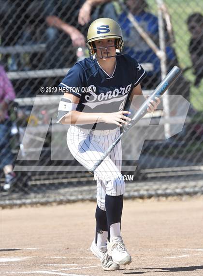 Thumbnail 3 in La Habra @ Sonora photogallery.