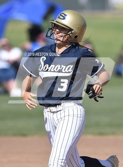 Thumbnail 1 in La Habra @ Sonora photogallery.